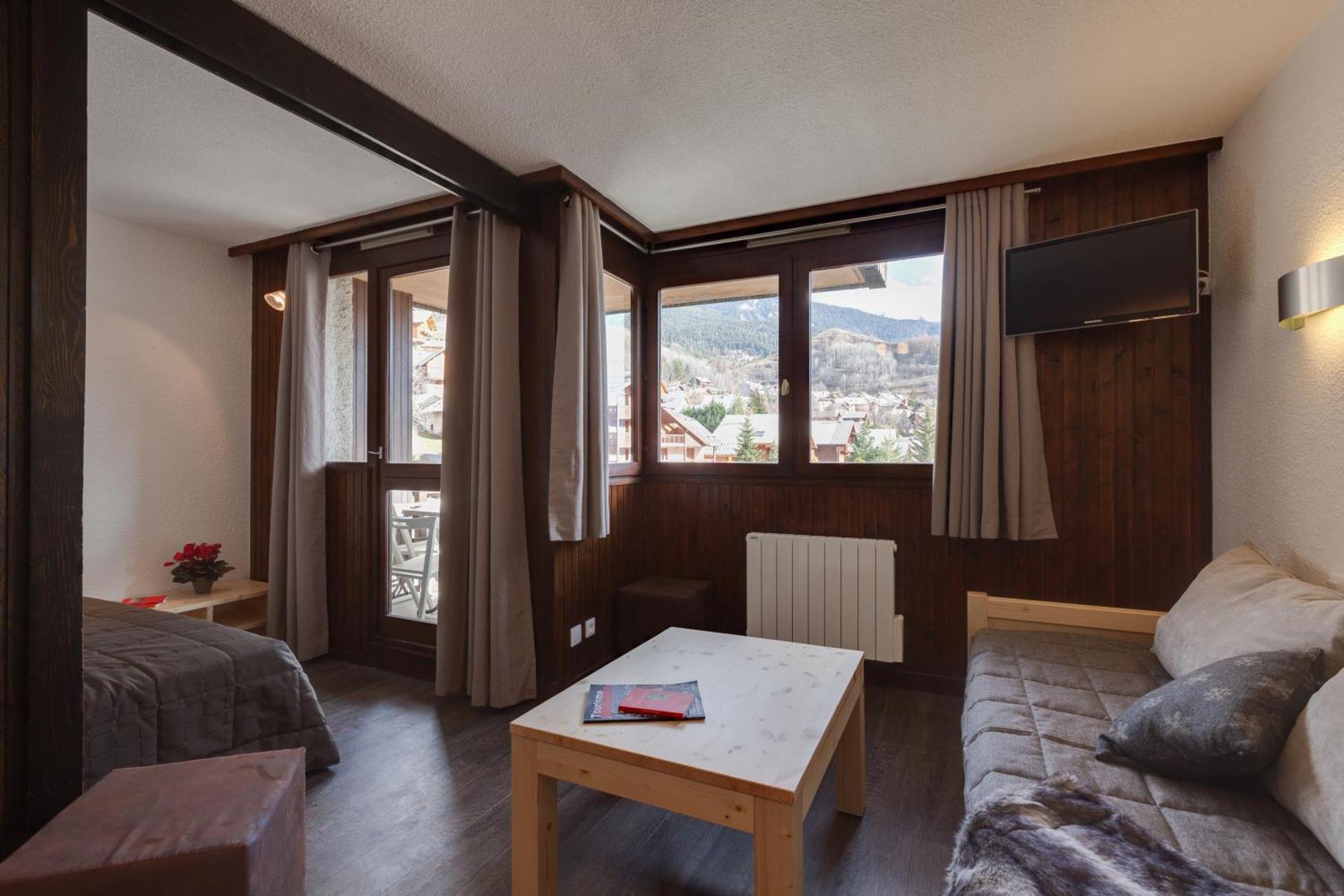 Les Melezes Apartment แซ็งต์-ชาเฟรย์ ภายนอก รูปภาพ