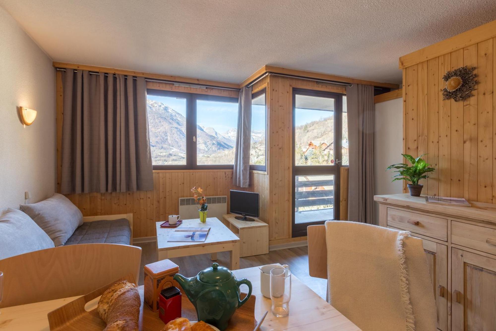 Les Melezes Apartment แซ็งต์-ชาเฟรย์ ภายนอก รูปภาพ